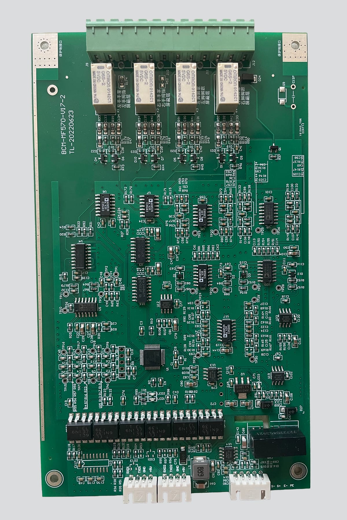 Front view of the iBodyinfo BCM-MF570 8-electrode 4-frequency BIA module, showcasing its precision circuitry for medical-grade analyzers.